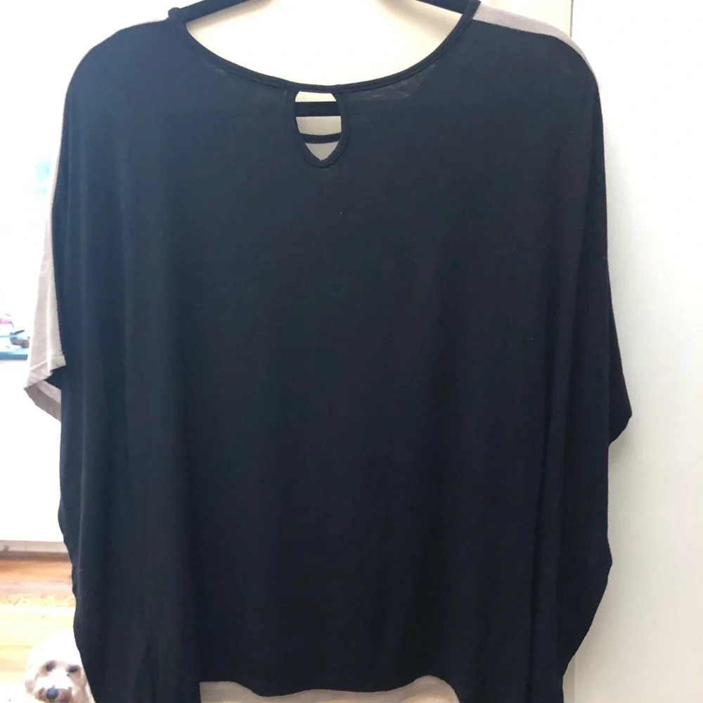 Colorblock cape tee - Picture 4 of 4